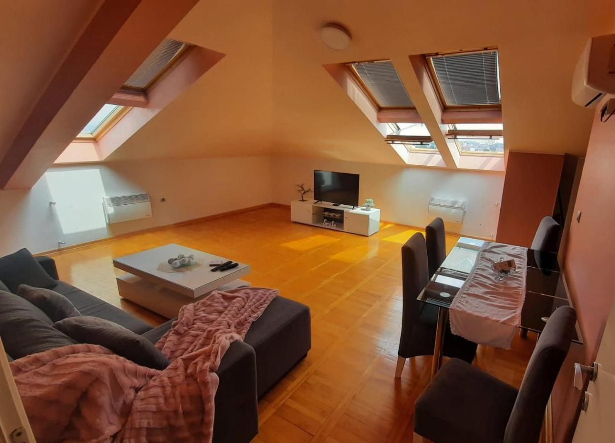 Loft Apartman ياغودينا المظهر الخارجي الصورة